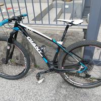 MTB Giant 27,5 taglia S