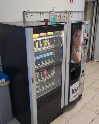distributore automatico caffè/snack
