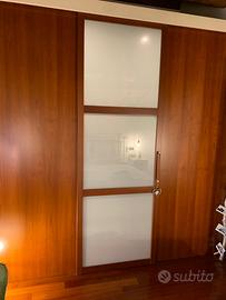 Porta scorrevole con binario e mantovana