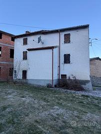 Casa/rustico/terreni