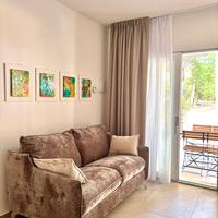 Signorile appartamento fronte pineta