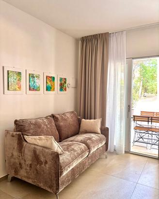 Signorile appartamento fronte pineta