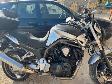 moto Yamaha bt 1100