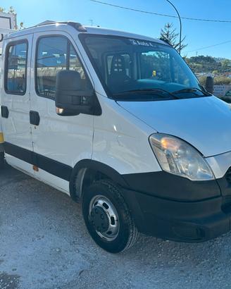 IVECO DAILY CASSONATO DOPPIA CABINA