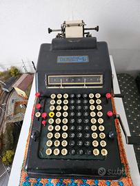 Macchina da scrivere