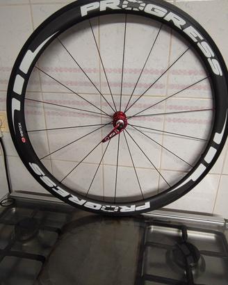 ruota anteriore 45 mm  bici da corsa 28 rim brake