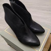 Scarpe col tacco numero 37 in pelle ASH