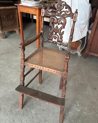 Seggiolone antico bambino legno