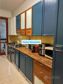 EUR TRILOCALE ARREDATO Con BALCONE