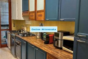 EUR TRILOCALE ARREDATO Con BALCONE