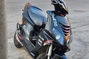 piaggio nrg power dd (descrizione)