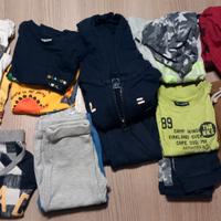 Abbigliamento bimbo 12 mesi + regali