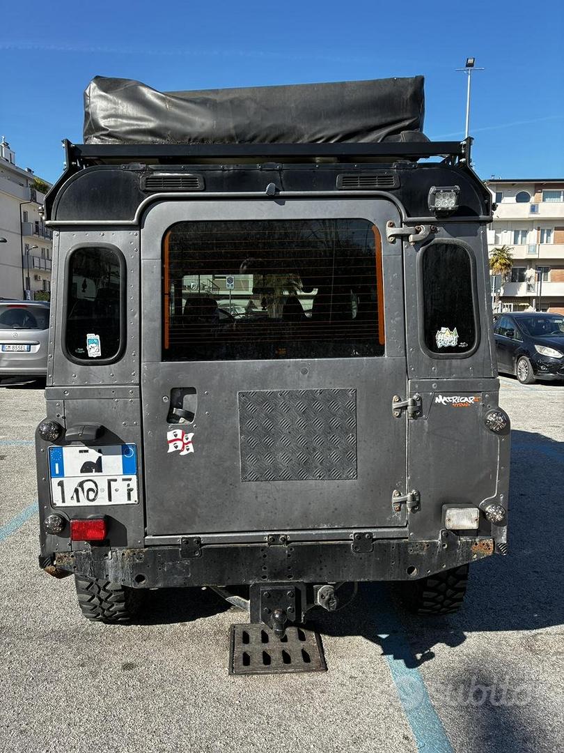 Land Rover Defender 1988 photo 5