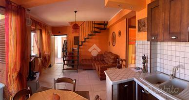 4 LOCALI A NOCERA TERINESE