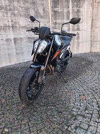 Ktm Duke 790