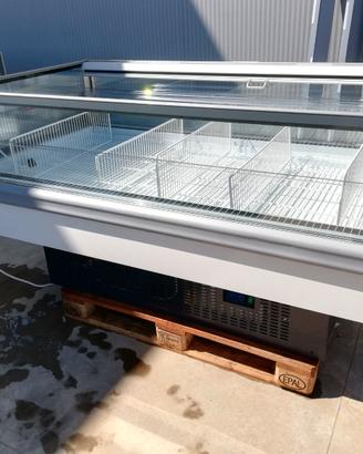 Banco Frigo Isola Arneg