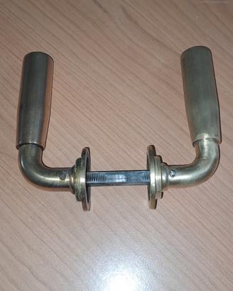 maniglie in ottone