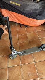 Monopattino elettrico Riceel