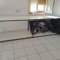 banco da lavoro in ferro e legno