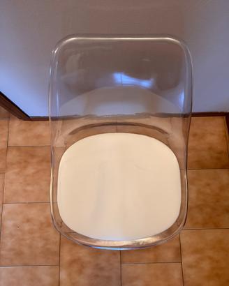 Sedie trasparenti con seduta bianca