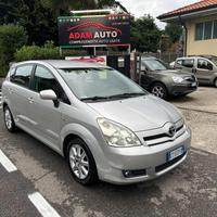 TOYOTA Corolla Verso 2.0 16V D-4D Sol