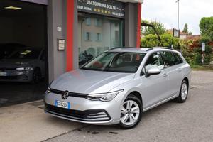 VOLKSWAGEN Golf VIII 2.0 TDI 6Marce COCKPIT Navi
