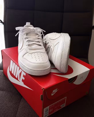 Nike Court Vision Low