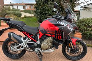 Multistrada V4 livrea speciale