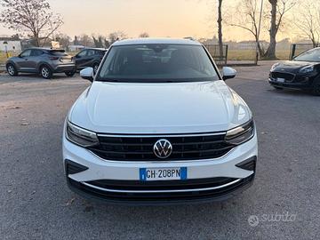 Volkswagen Tiguan 2.0 TDI 150 CV SCR DSG Elegance