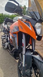 KTM 990 Supermoto - 2012