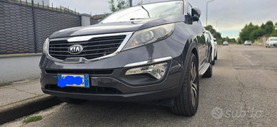 Autovettura Kia Sportage Diesel anno 2014