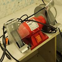 smerigliatrice da banco 230v 50h2 150 watt 