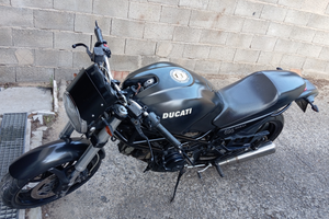 Ducati Monster perfetta in tutto