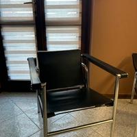 Poltrona design stile Le Corbusier LC1