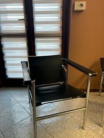 Poltrona design stile Le Corbusier LC1