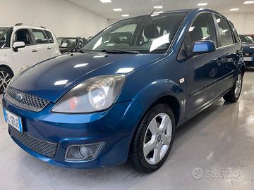 Ford Fiesta 1.4 16V 5p. Ghia