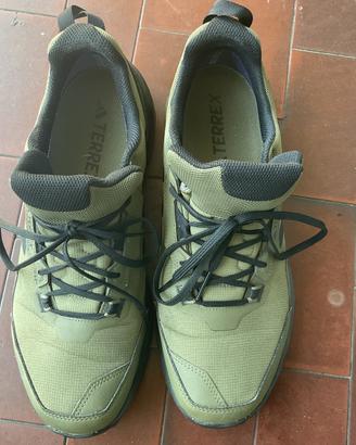 Adidas Terrex verde oliva in goretex