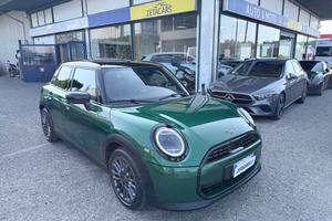 Mini Cooper 5 Porte C Favoured 1.5 Auto Favoured