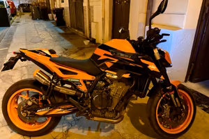 KTM Duke 890 GP + teck pack