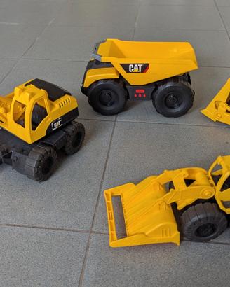 Set  ruspe + camion Caterpillar (CAT)