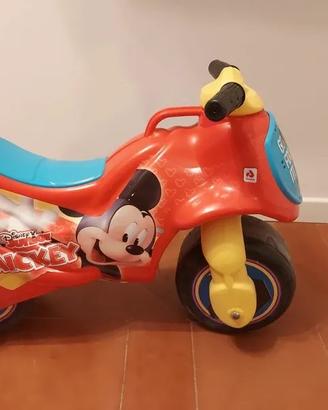 Moto cavalcabile Topolino Mickey Mouse senza pedal