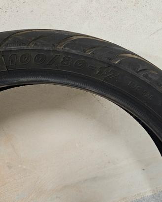 Gomme motard