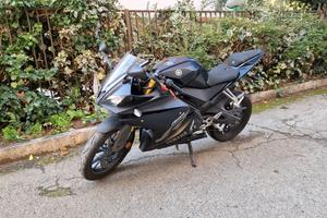 Yamaha YZF R125 - 2017