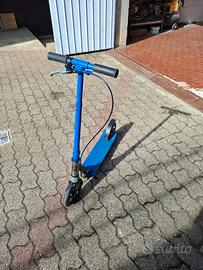 Monopattino
