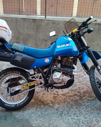 SUZUKI DR 600
