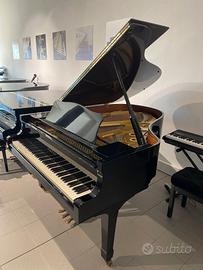 Pianoforte mezzacoda Yamaha C3