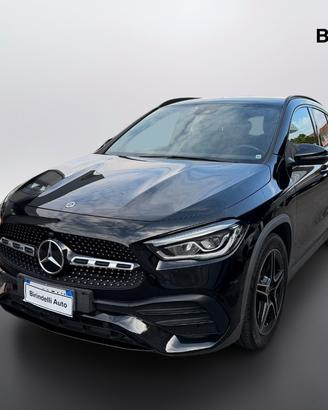 MERCEDES-BENZ GLA (H247) - GLA 200 d Auto