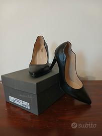 Scarpe semi nuove