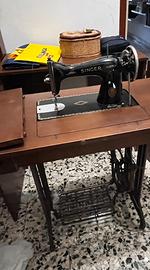 Macchina da cucire singer