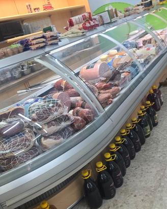 Banco Frigo salumi e formaggi.4mt